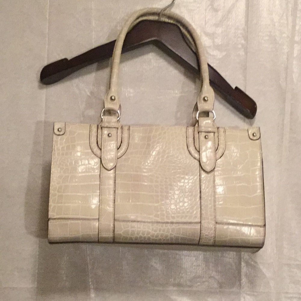 EMILY M. HANDBAG